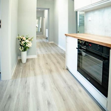 Lofty Apartamenty Namyslow I Ngoại thất bức ảnh